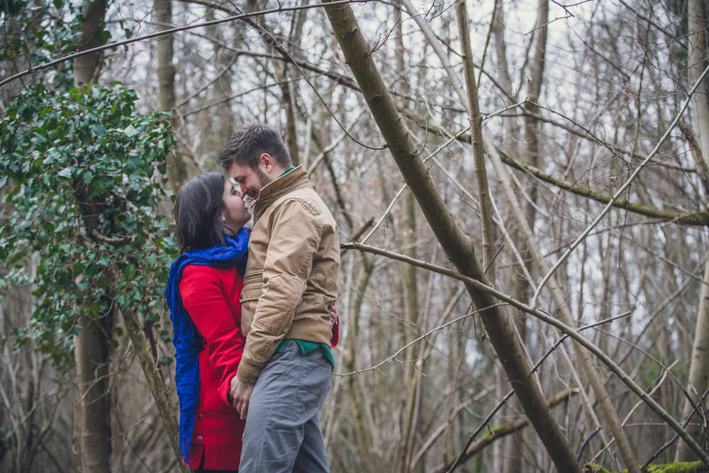 séance engagement avant mariage dans la forêt de la Robertsau à Strasbourg, photographe mariage
